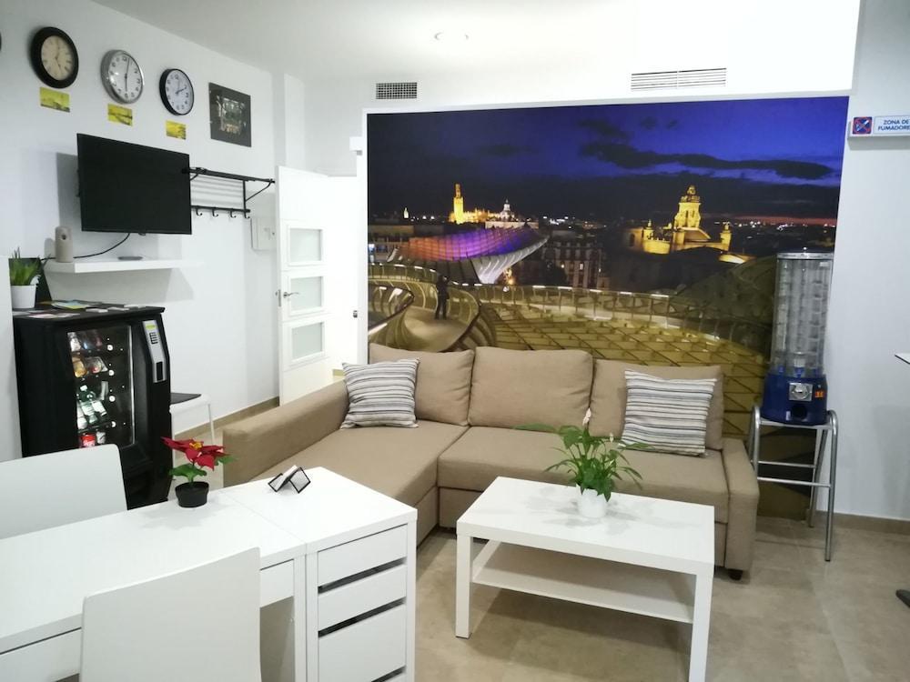 Sunnylivings Ξενοδοχείο Σεβίλλη Εξωτερικό φωτογραφία